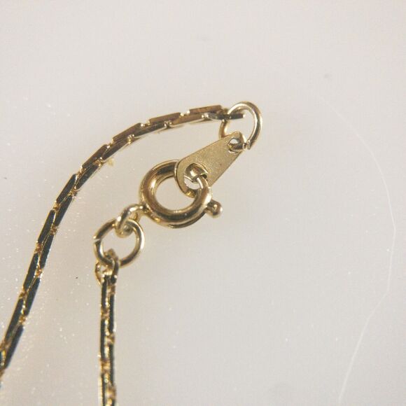 Pink Glass Pendant 16" Necklace Marquise Cut Gold Tone 8.8mm X 16.8 mm - Picture 12 of 16